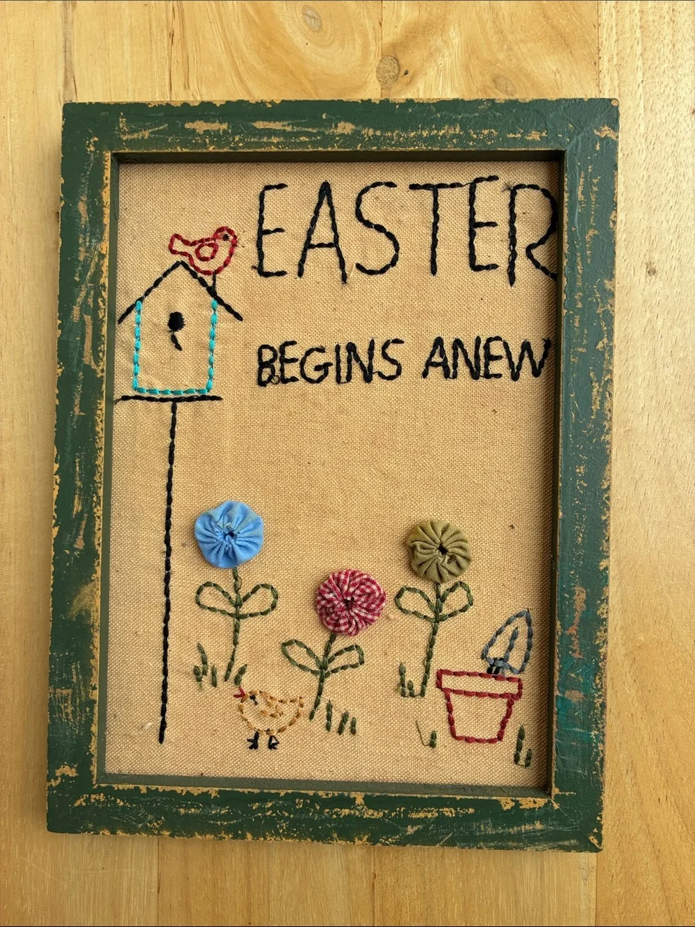 Easter Embroidered Wall Art Pair antiqued - Green Frames
